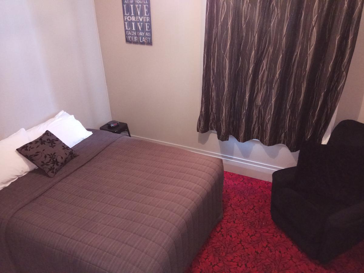 Otautau Hotel Ngoại thất bức ảnh