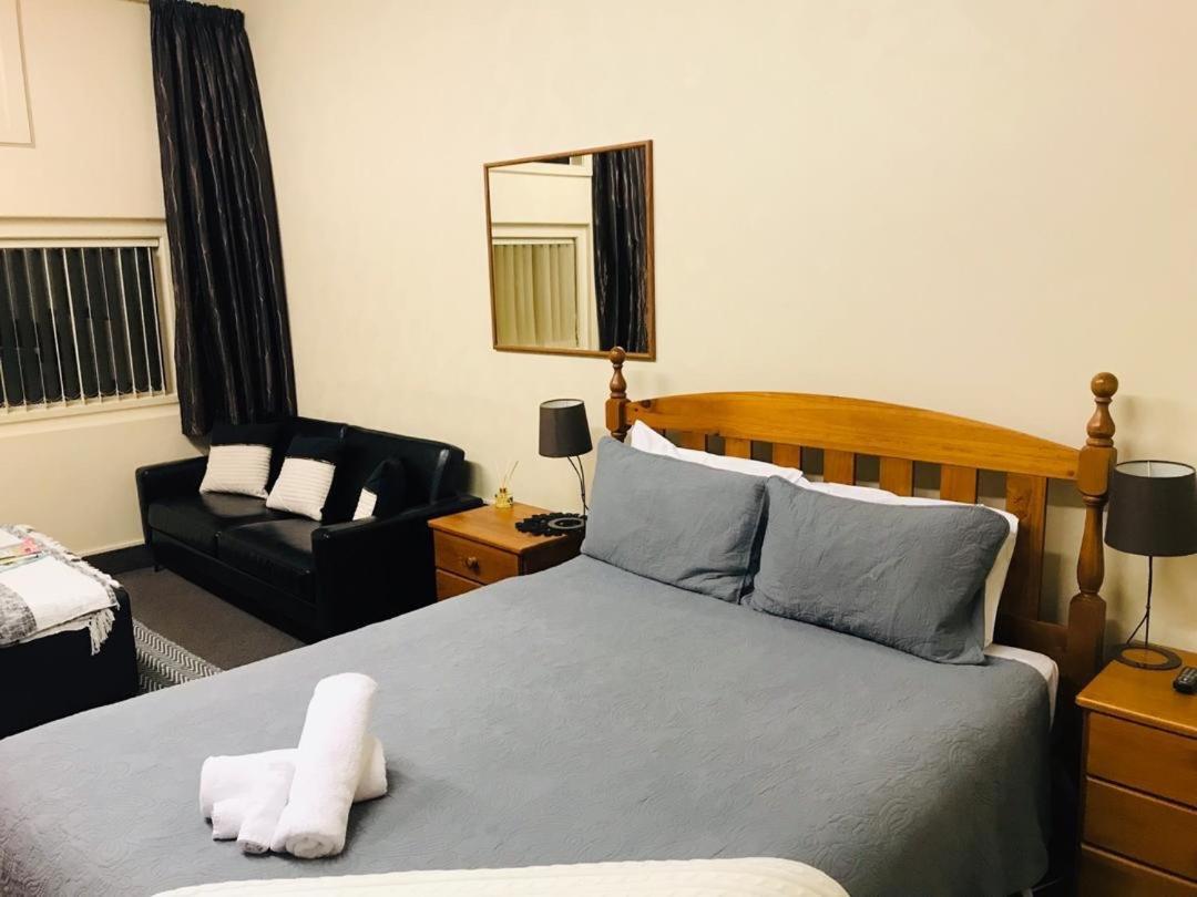 Otautau Hotel Ngoại thất bức ảnh